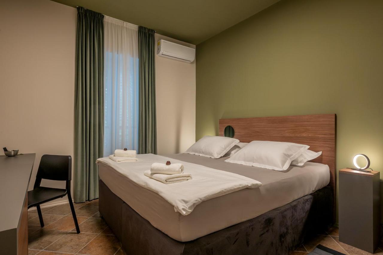 Green, Deluxe Two Bedroom Suite Split Exterior foto