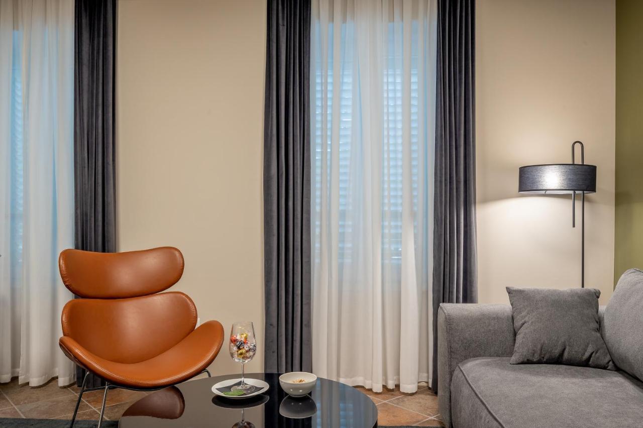 Green, Deluxe Two Bedroom Suite Split Exterior foto